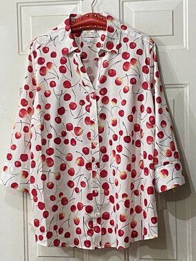 NWT Foxcroft Wrinkle Free Sz 16W Blouse Button Up 3/4 Sleeve White/Red Berries
